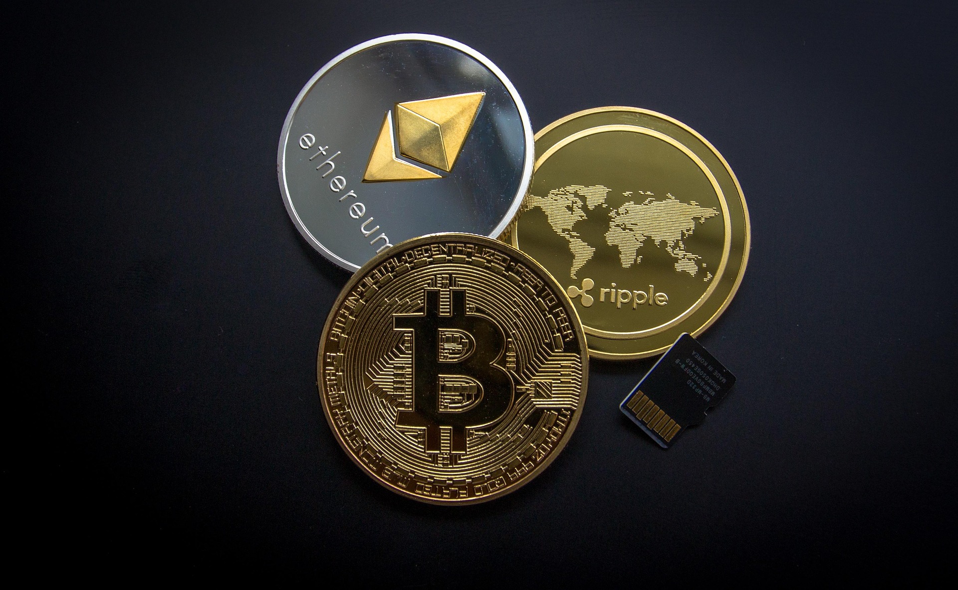 Gold vs Crypto